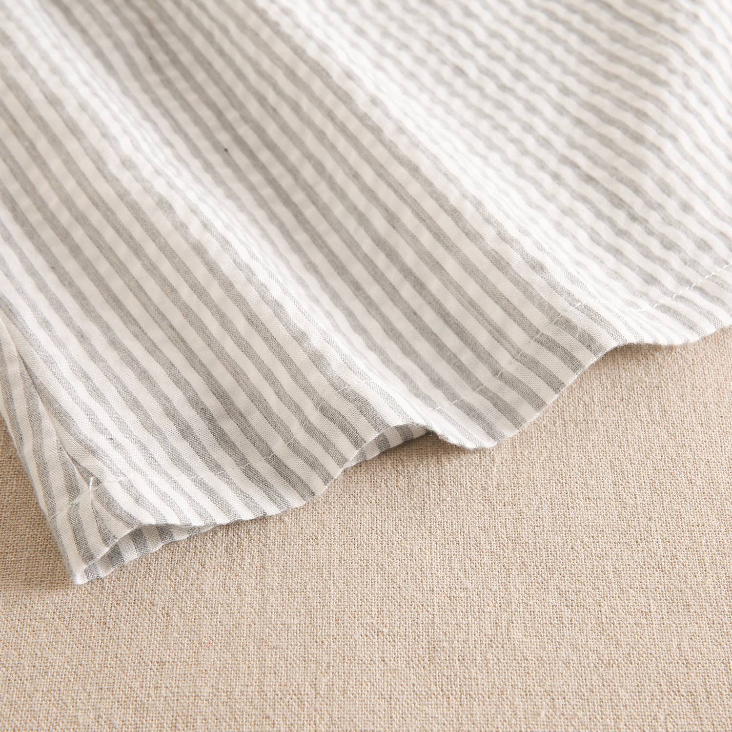 Abito per neonata con slip a righe bianche e grigie | Dadati