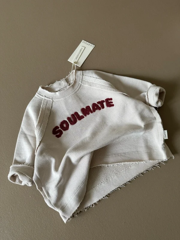 Felpa Raglan Soulmate Crema Guapoo