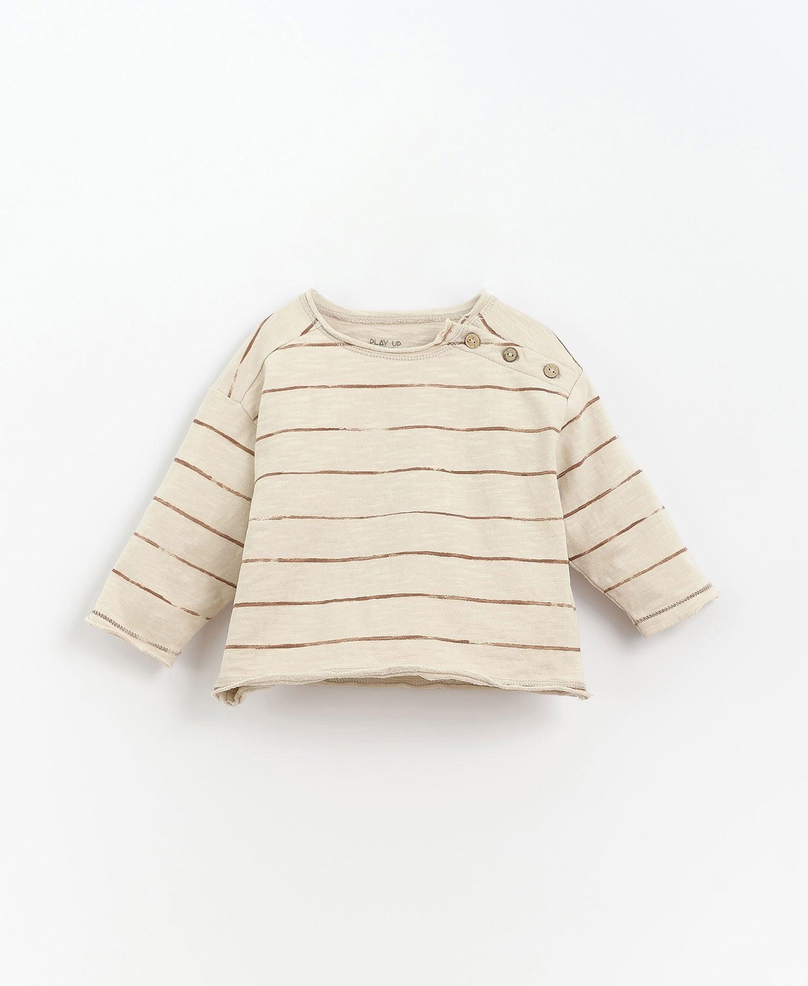 Maglia a righe sottili e bottoncini Play Up